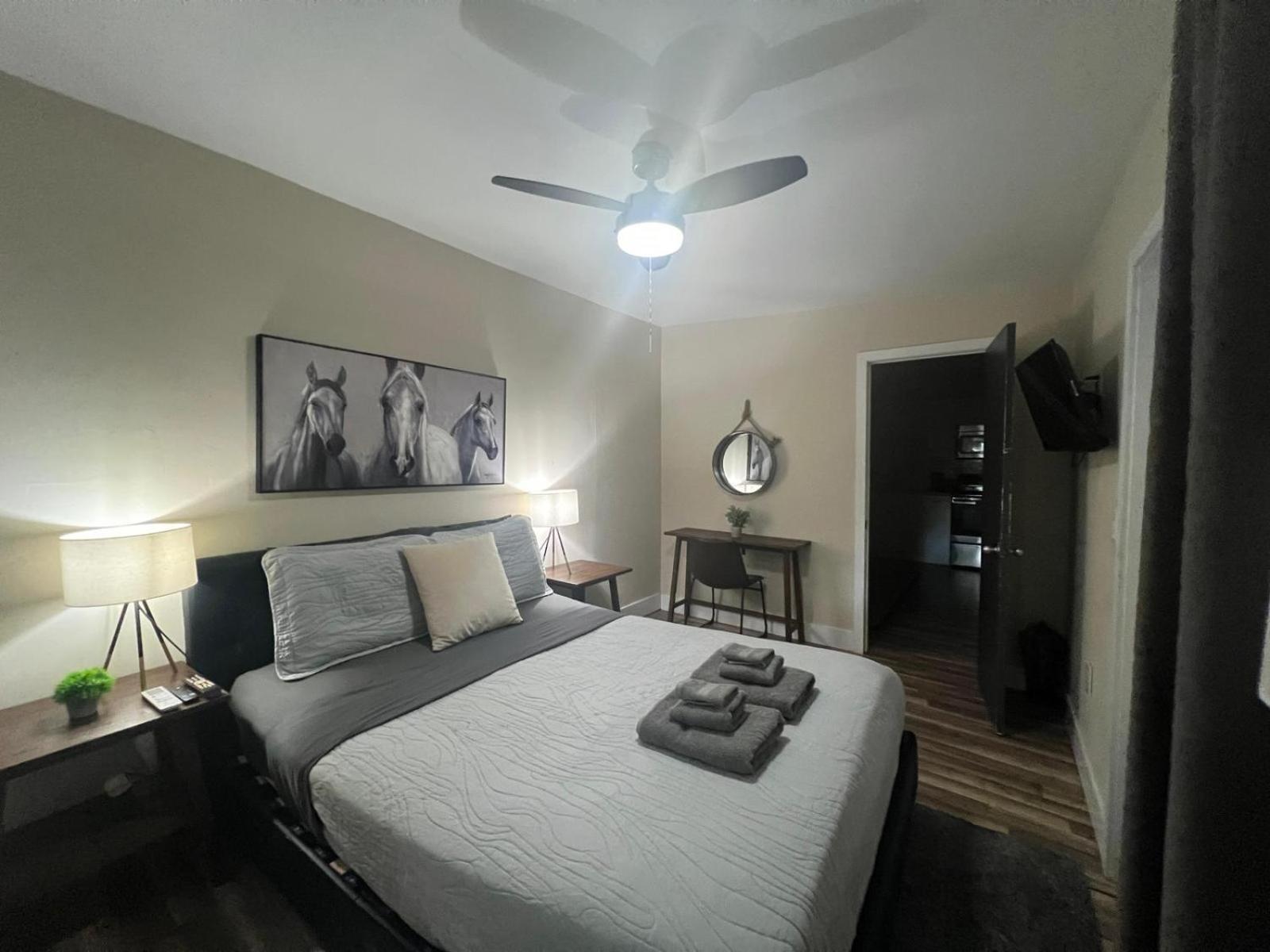 Designed Private Suites In ميامي المظهر الخارجي الصورة